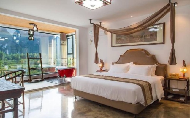 QuietYard YangshuoRiverside HolidayHotel