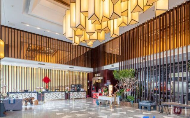 Scholars Hotel (Zhenjiang City Government Sports Exhibition Center)