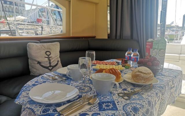 Night on Board Experience Douro