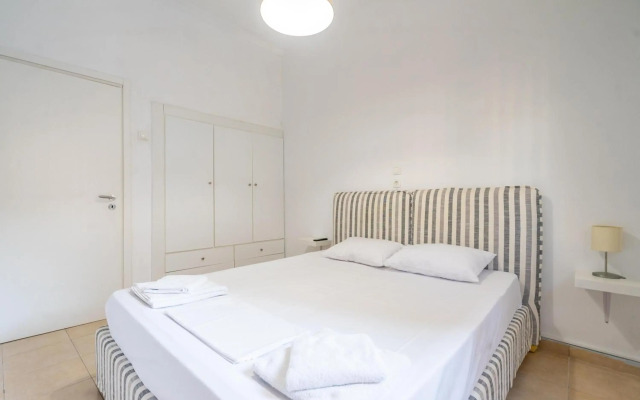 Apartment 1km from Acropolis Filoppapou Hill