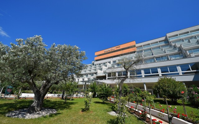MASLINICA Narcis Hotel