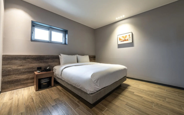 Benikea Jazz Around Hotel