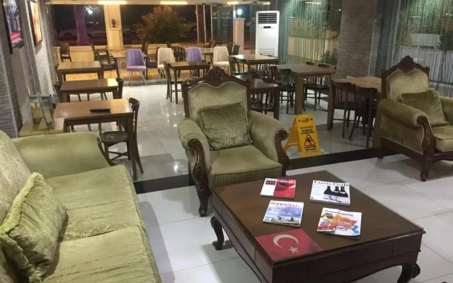 Lara Kapris Hotel