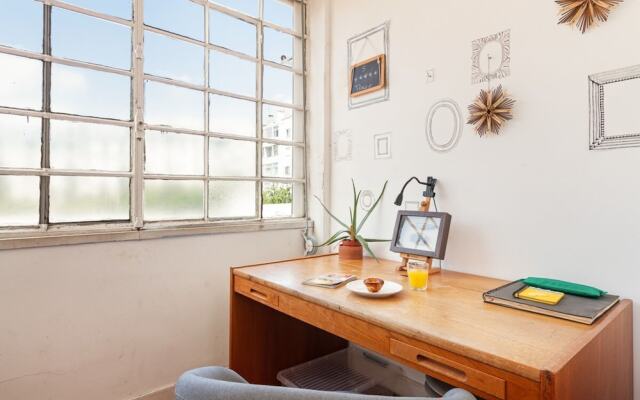 Quiet 3 Bedroom Apartment in Lisbon