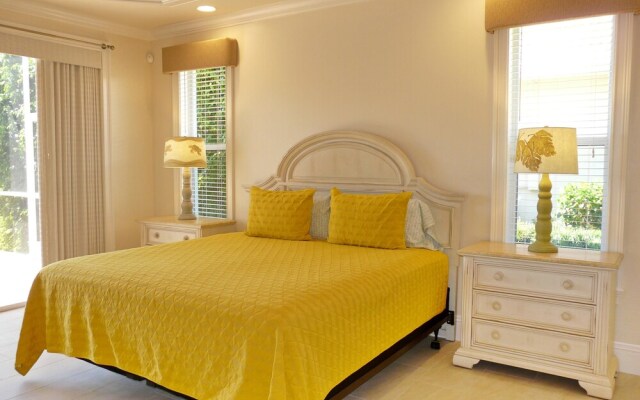 Pet-friendly Waterfront Home With Heated Pool and spa