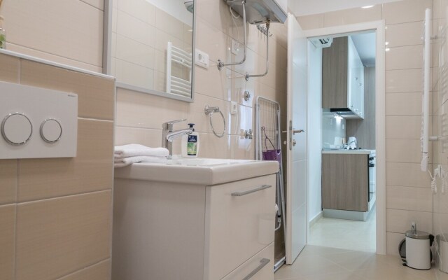 Drop In Split Apartments