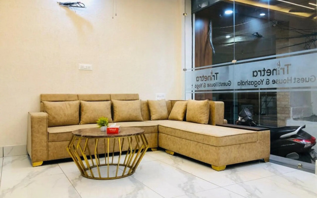 OYO Home 84603 Trinetra Guest House