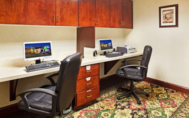 Holiday Inn Exp Winston Salem by IHG
