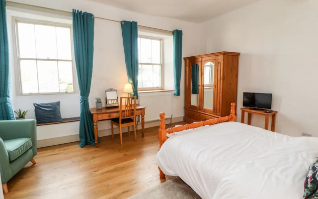 Natland Hall Cottage