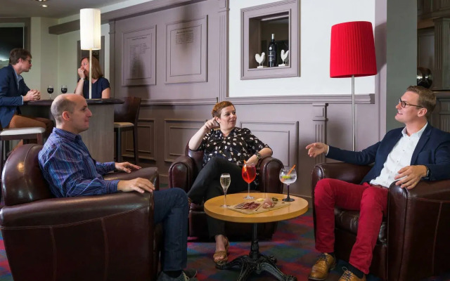 Hotel Mercure Omaha Beach