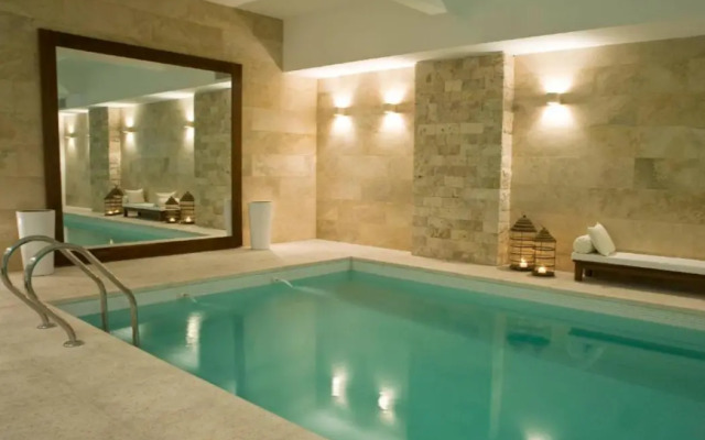 Awwa Suites and Spa