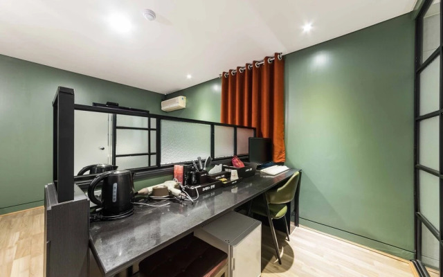 Chuncheon Hotel Lavender