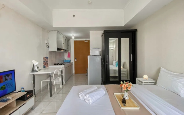 Cozy and Simply Studio Apartment Margonda Residence 2