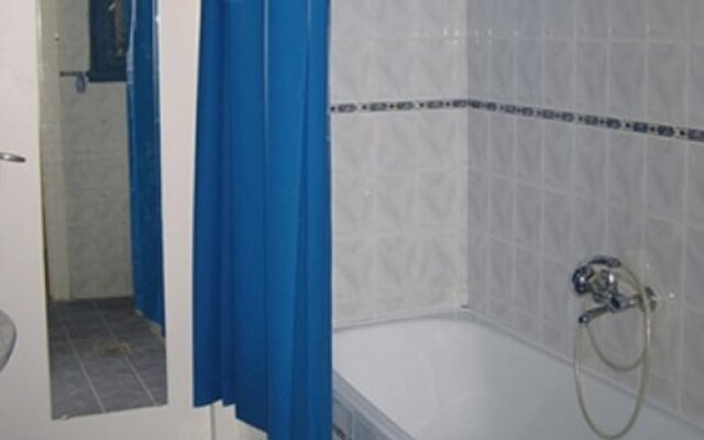 Anadin Female Hostel