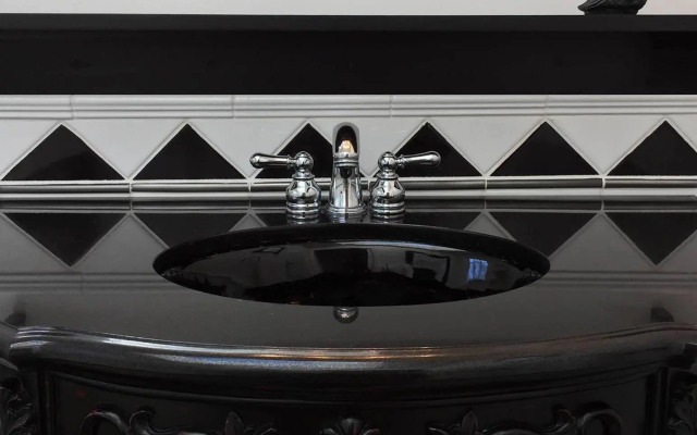 Frederick William House