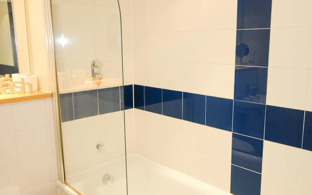 Your Stay Bristol Hamilton Court