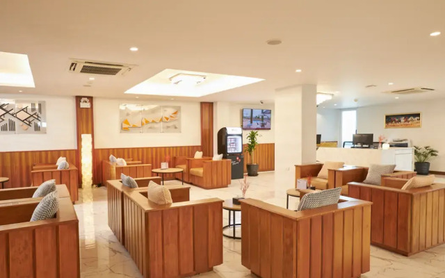 NJoy Prestige Grand Hotel Don Mueang