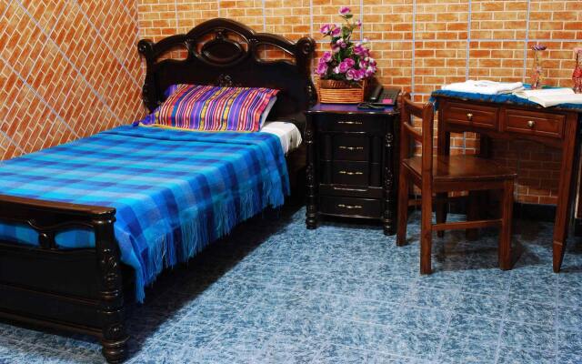 Guayaquil Hostel Suites Madrid
