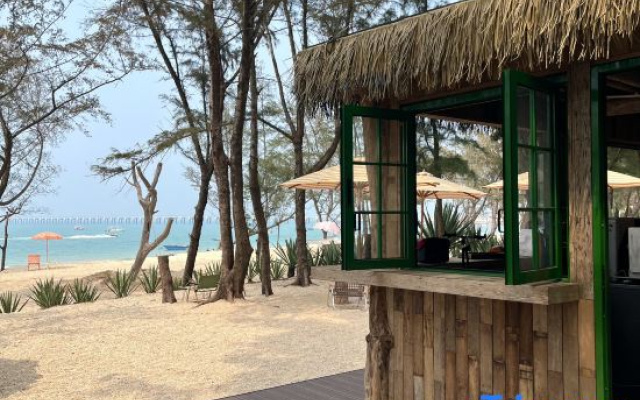 North Shore Qingfeng Hotel (Weizhou Island Branch, Beihai)