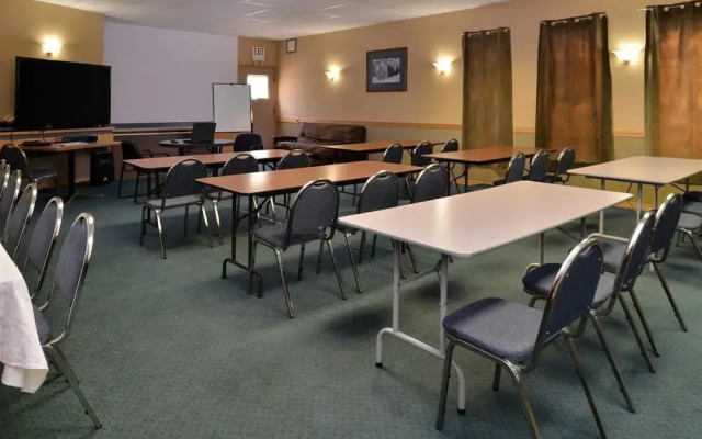 Quality Inn Hotel