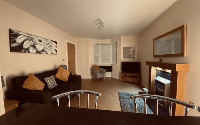 Beautiful 1-bed Apartment in Scarborough