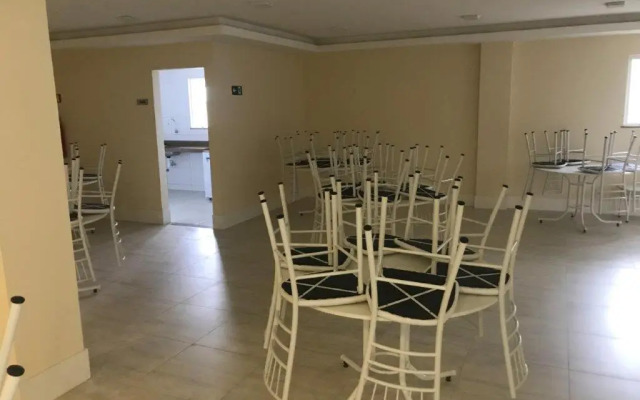 Golden Lake Residence bl3 106