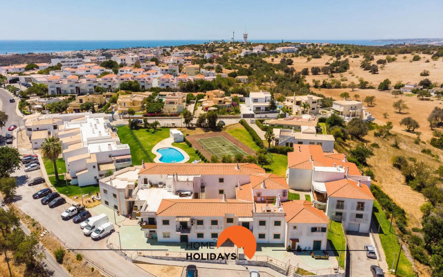 #064 Beautiful Quiet Flat Near Beach with Pool, Tennis