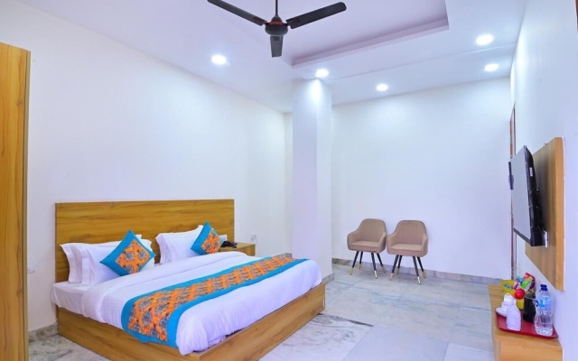 Hotel The Param Continental