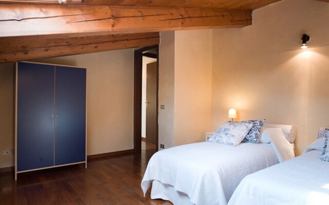 Sanzenetto Apartments