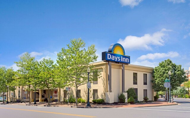 Days Inn by Wyndham Silver Spring