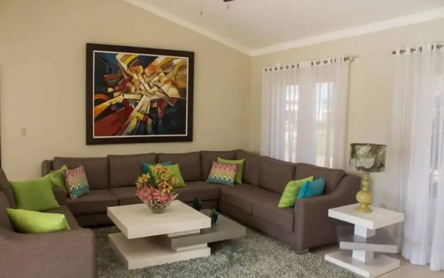 Villa With 4 Master Bedrooms w/ En-suite Bathrooms