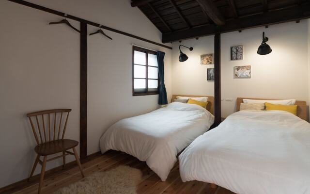 KYOTO ART HOSTEL kumagusuku ／ 京都アートホステルクマグスク