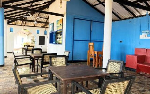 Tsunami Beach Hotel
