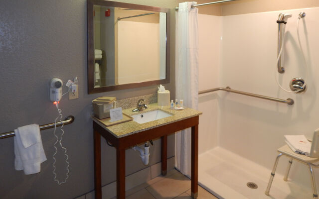 Comfort Inn & Suites Midtown