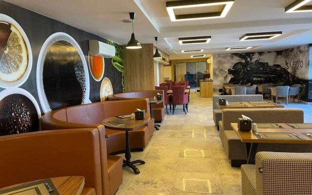 Focus Park Sui̇t Hotel