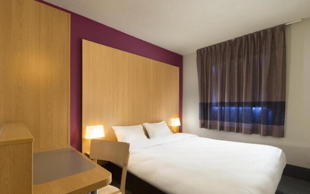 B&B HOTEL Reims Centre Gare