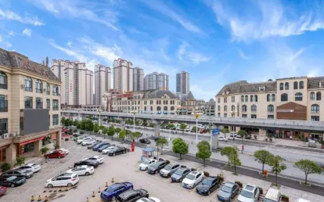 Xiyue Hotel (Guang'an South Railway Station)