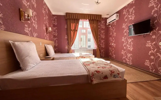 Hotel Ishonch