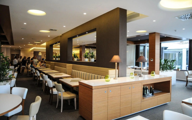 Oxygen Lifestyle Hotel