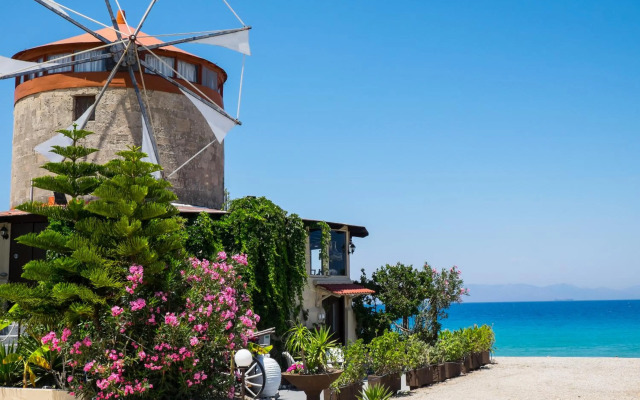 Mythica Tower Mill - Windmill Beach House