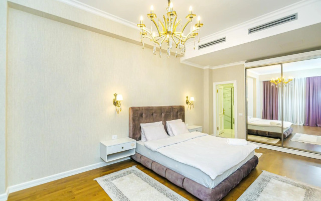 VIP Apartment in Buta palace 703