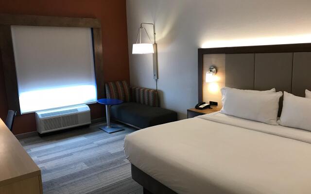 Holiday Inn Express Hotel & Suites Orlando South-Davenport, an IHG Hotel