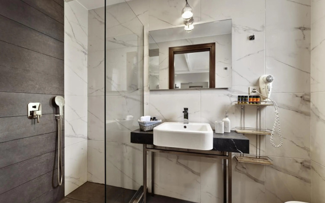 Nival Luxury Suites
