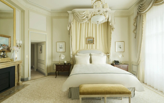 Ritz Paris