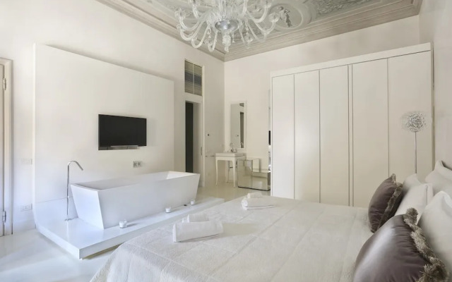 Luxury Apartment in Central Florence