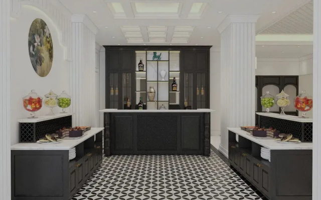 Elegant Hotel