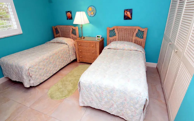 Island Beach Club 340F