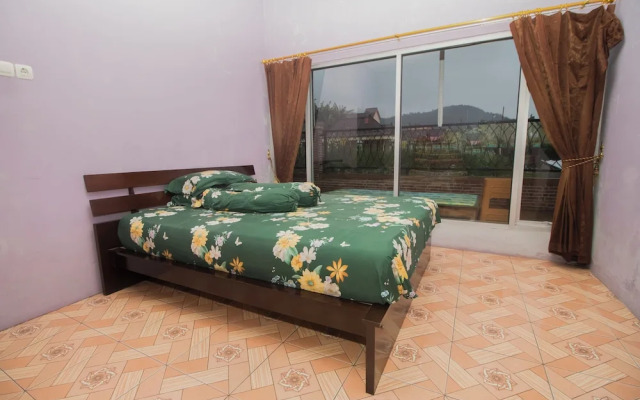 Villa Matahari Tawangmangu powered by Cocotel