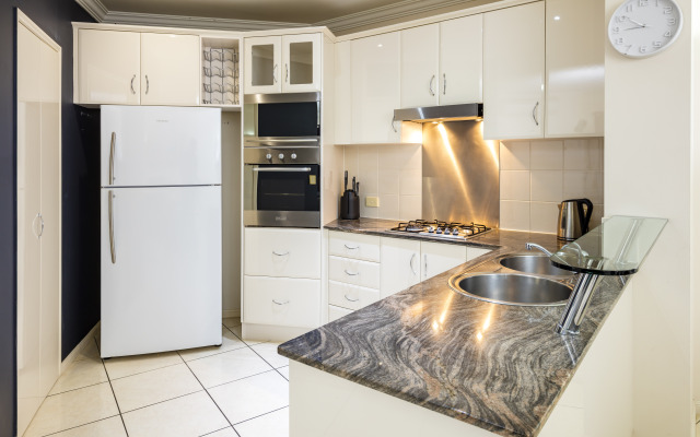 Jack & Newell Holiday Apartments