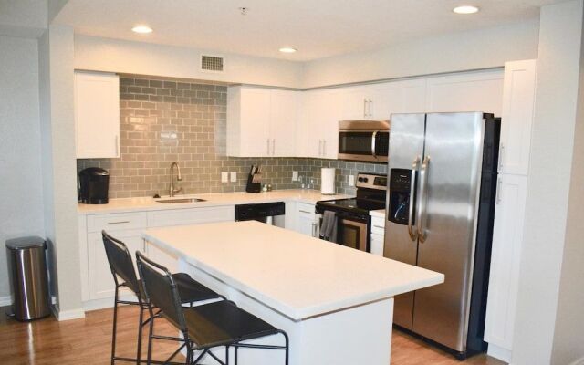 Landing Modern Apartment With Amazing Amenities Id5223